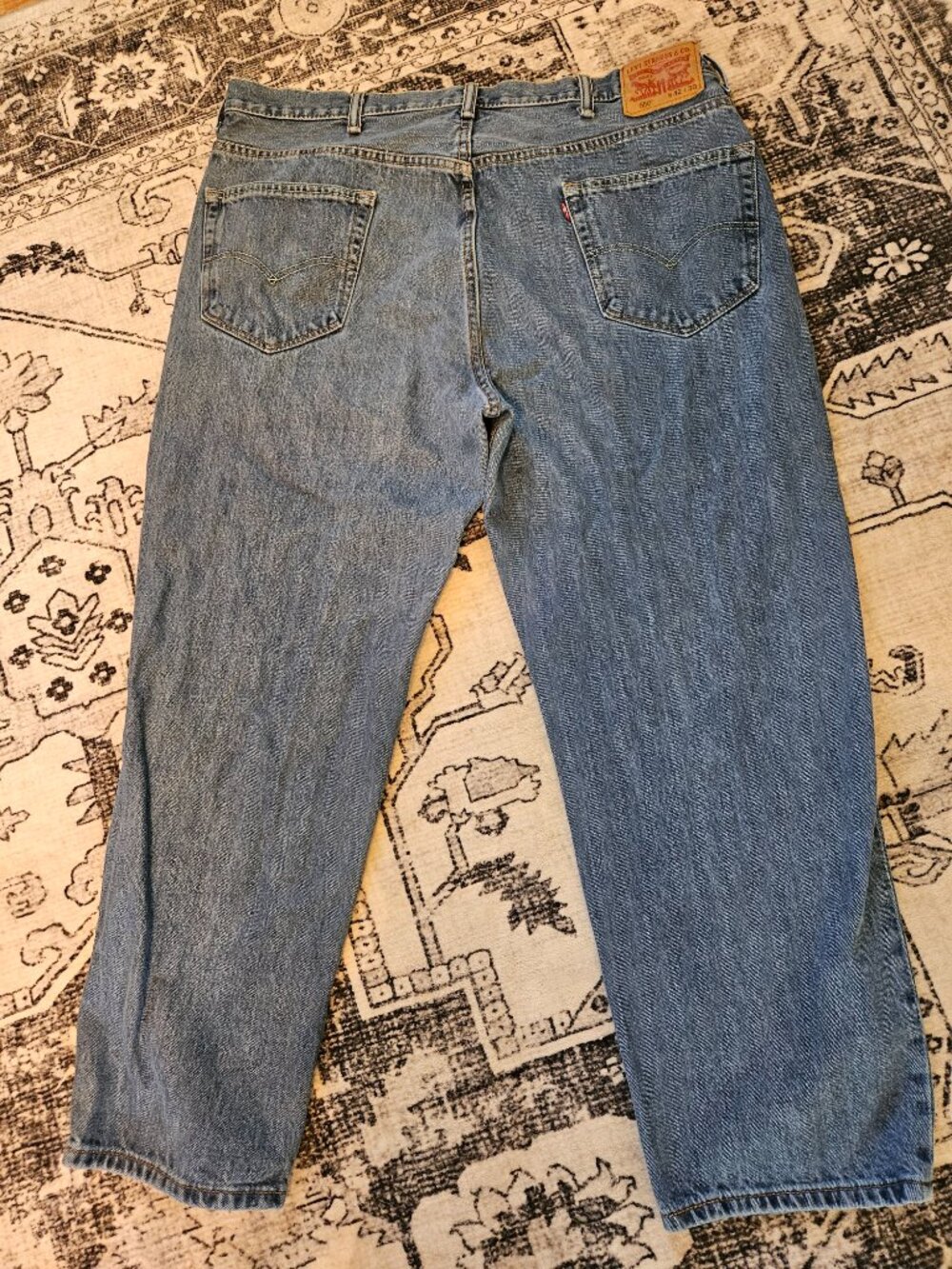 Men's Levi's 550 Relaxed Fit Jeans 42x30 - Picture 6 of 8